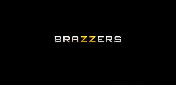  Brazzers - Milfs Like it Big - (Diamond Foxxx, Xander Corvus) - My Dates Mom - Trailer preview